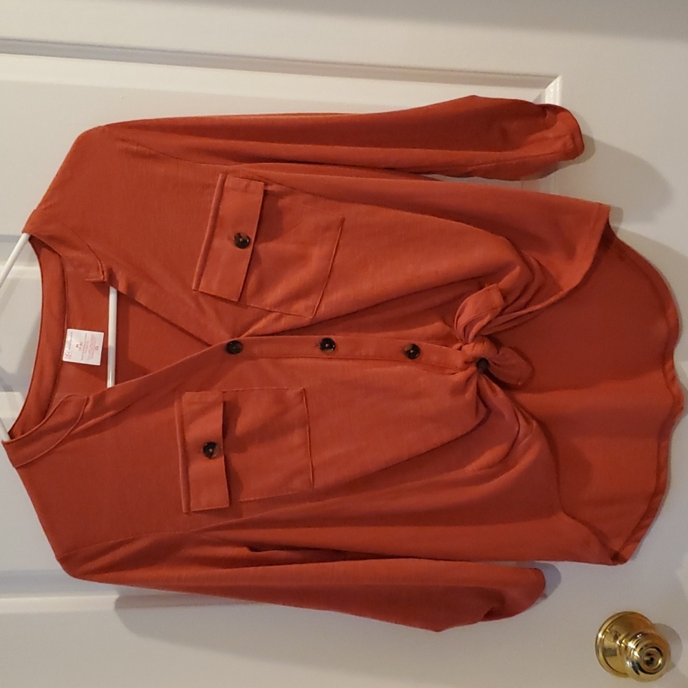 No Boundaries Brand top - Size M - NWOT